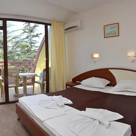 Ξενοδοχείο Baikal 4*